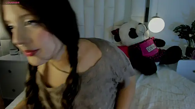 sofia vance online show from July 16, 2026, 5:24 am