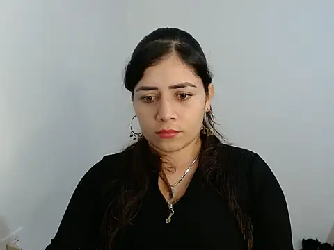 Luna zoe online show from June 20, 2026, 10:56 pm