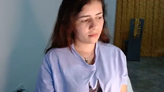 Luna zoe online show from July 31, 2026, 2:22 am