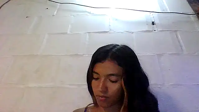 canelita0510 online show from July 7, 2026, 7:23 am