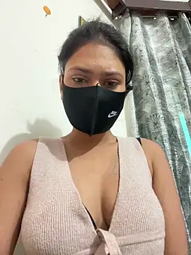 kavyq3791 online show from June 15, 2026, 4:04 am