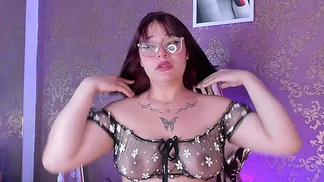 melody hankss online show from July 15, 2026, 4:40 am
