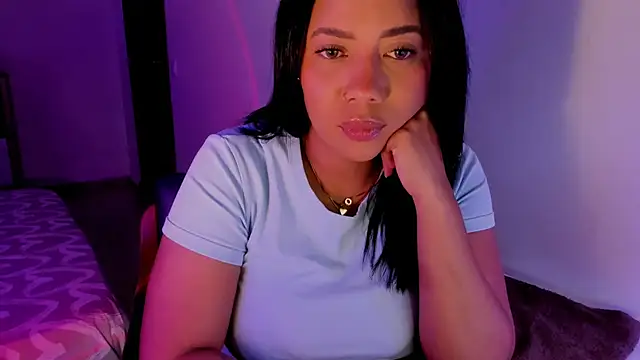 Snapshot of NicolePasqualott chatting on May 21, 2026, 7:32 pm NicolePasqualott online show from May 21, 2026, 7:32 pm