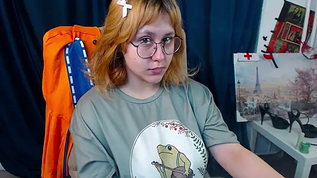 Snapshot of Judith_hypnosiss chatting on July 18, 2026, 6:06 am Judith hypnosiss online show from July 18, 2026, 6:06 am