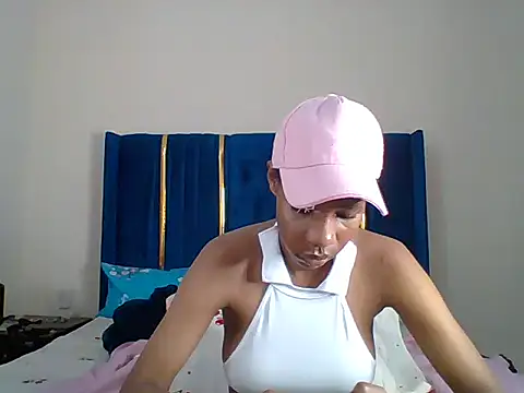 Snapshot of jay-ezike chatting on July 13, 2026, 1:30 am jay-ezike online show from July 13, 2026, 1:30 am