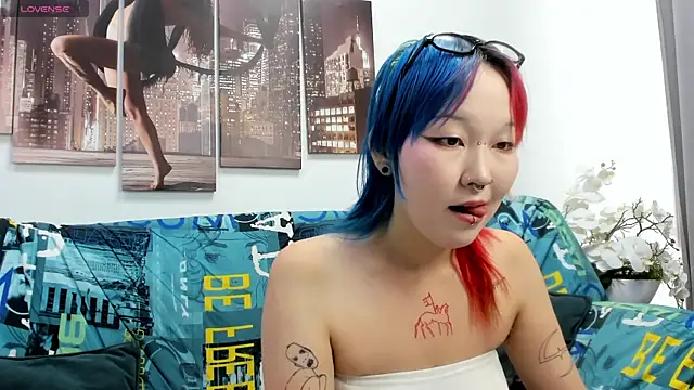 Cute  Kiko online show from July 20, 2026, 7:55 am