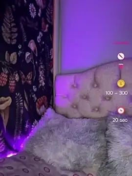 xLilyAngelx  online show from June 18, 2026, 9:09 am
