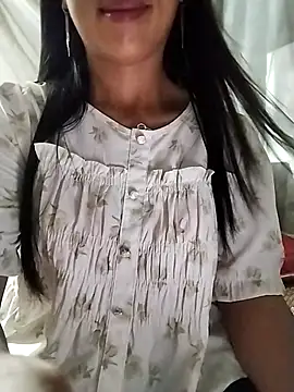Helen-nn online show from July 4, 2026, 12:44 pm