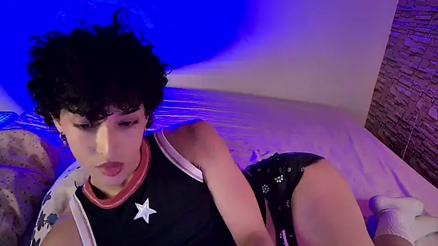 xFemboyToy online show from June 30, 2026, 2:45 am