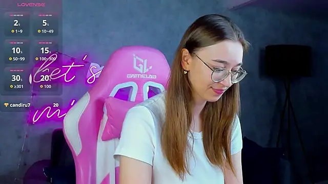 Lucy Green online show from June 27, 2026, 1:10 am