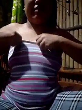 Snapshot of HotPussyPinay chatting on July 1, 2026, 12:40 pm HotPussyPinay online show from July 1, 2026, 12:40 pm