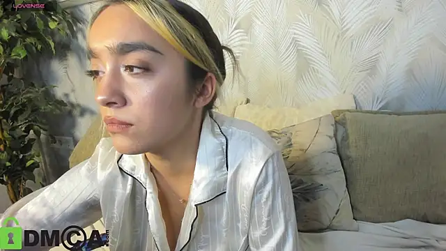 Snapshot of Barbara_Rogerss chatting on July 14, 2026, 9:25 am Barbara Rogerss online show from July 14, 2026, 9:25 am