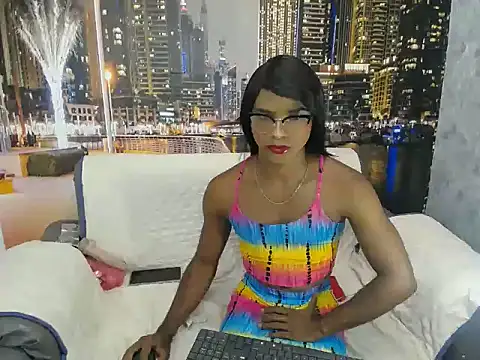 stefania bragan online show from June 22, 2026, 6:16 pm