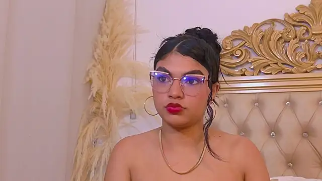 Snapshot of MelodyAlvarez chatting on July 9, 2026, 11:36 am MelodyAlvarez online show from July 9, 2026, 11:36 am