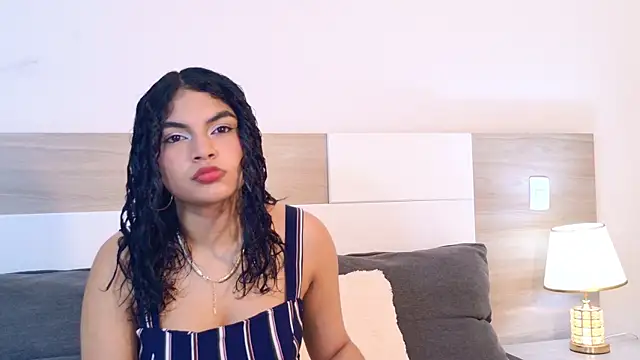 Snapshot of MelodyAlvarez chatting on July 25, 2026, 12:03 pm MelodyAlvarez online show from July 25, 2026, 12:03 pm