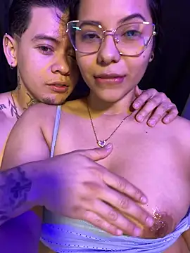 Snapshot of ColombianSexyCouple_ chatting on July 25, 2026, 12:47 pm ColombianSexyCouple online show from July 25, 2026, 12:47 pm