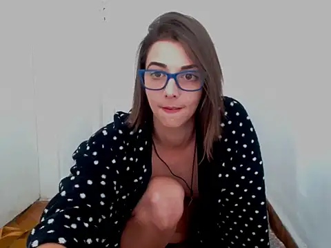 Snapshot of Rafaelatuy chatting on June 17, 2026, 5:14 pm Rafaelatuy online show from June 17, 2026, 5:14 pm