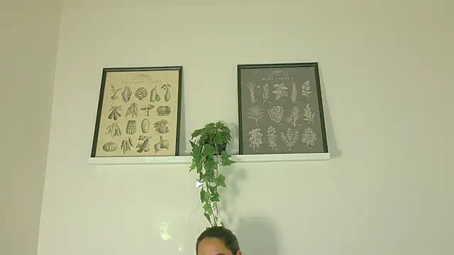 ShelyEvans   online show from July 27, 2026, 1:23 am