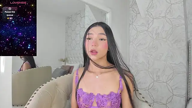 britanny 77 online show from July 10, 2026, 8:11 pm