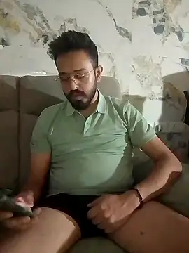 freakkydessi online show from June 20, 2026, 12:58 am