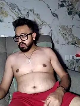 freakkydessi online show from August 3, 2026, 7:17 pm