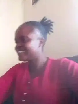 Snapshot of queen-shanty chatting on June 18, 2026, 7:08 am queen-shanty online show from June 18, 2026, 7:08 am