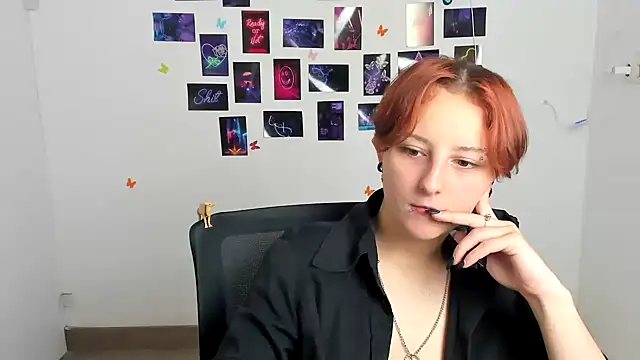 Snapshot of Dilara_Kiss_ chatting on June 28, 2026, 11:16 am Dilara Kiss online show from June 28, 2026, 11:16 am