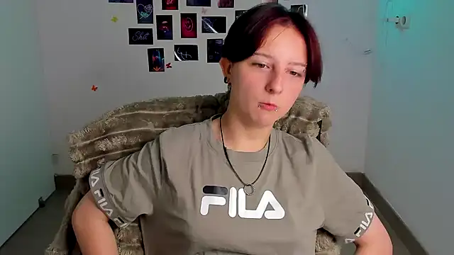Snapshot of Dilara_Kiss_ chatting on July 17, 2026, 5:14 am Dilara Kiss online show from July 17, 2026, 5:14 am