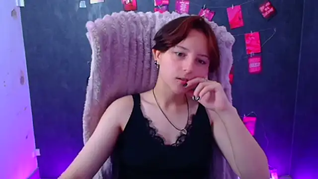 Snapshot of Dilara_Kiss_ chatting on July 21, 2026, 11:34 am Dilara Kiss online show from July 21, 2026, 11:34 am