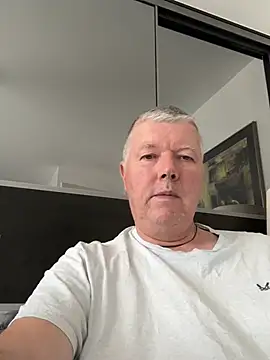 Snapshot of cumboy chatting on July 24, 2026, 9:40 am cumboy online show from July 24, 2026, 9:40 am