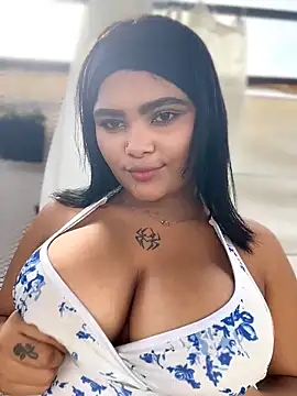 HoneyBunXXX online show from June 22, 2026, 1:08 pm