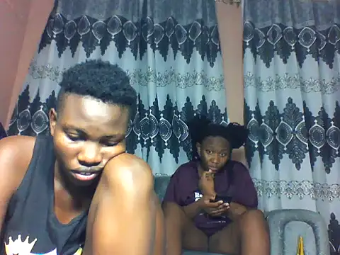 Snapshot of badgirls55 chatting on August 6, 2026, 6:10 pm badgirls55 online show from August 6, 2026, 6:10 pm