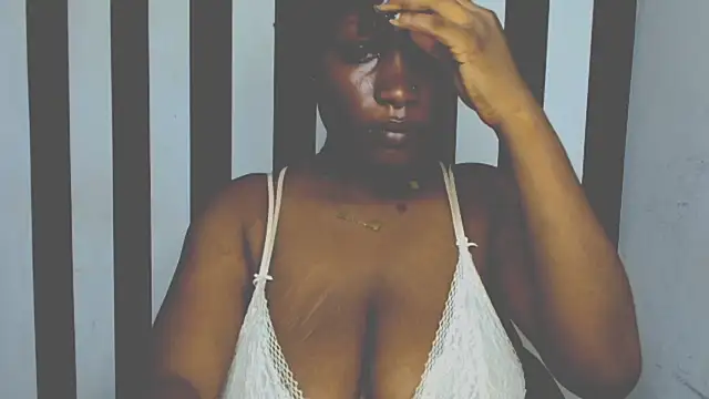 Snapshot of Coco_germ chatting on June 24, 2026, 7:02 pm Coco germ online show from June 24, 2026, 7:02 pm