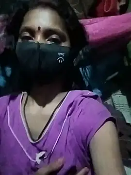 sexyparvati2344 online show from June 24, 2026, 5:12 pm