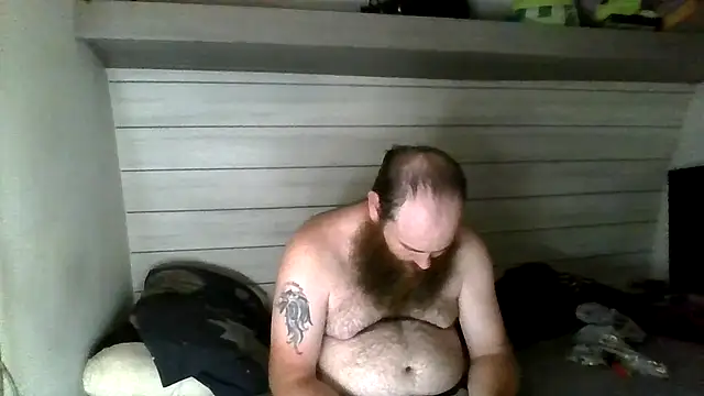 Snapshot of ThisGuy42o chatting on July 21, 2026, 9:50 pm ThisGuy42o online show from July 21, 2026, 9:50 pm