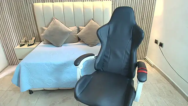 Maissa nakier online show from July 31, 2026, 2:05 pm