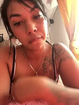 sophiagomezx online show from June 26, 2026, 7:29 pm