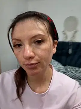 sophiagomezx online show from July 19, 2026, 6:55 pm