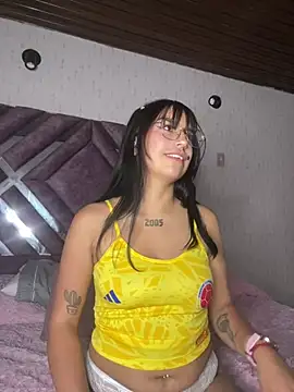 Snapshot of GabyLopez_Pink chatting on July 8, 2026, 3:44 am GabyLopez Pink online show from July 8, 2026, 3:44 am