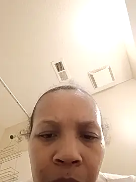 NAOMIdaFreakXXXXX online show from April 22, 2026, 1:45 pm