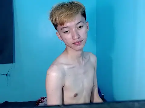 Fem phiLboy69 online show from June 27, 2026, 4:28 am