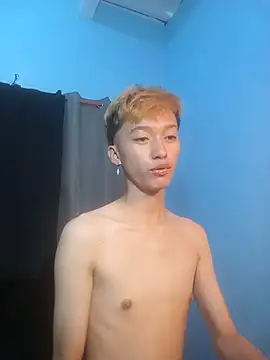 Fem phiLboy69 online show from June 28, 2026, 7:03 am