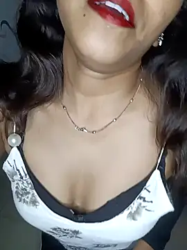 Snapshot of itz_Pornimaji chatting on June 27, 2026, 7:30 pm itz Pornimaji online show from June 27, 2026, 7:30 pm