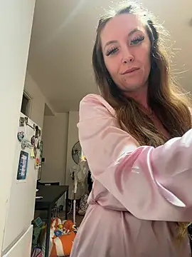 Snapshot of Coleyy_xx chatting on July 17, 2026, 7:30 pm Coleyy xx online show from July 17, 2026, 7:30 pm