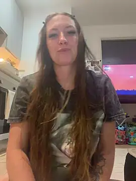 Snapshot of Coleyy_xx chatting on July 28, 2026, 8:52 pm Coleyy xx online show from July 28, 2026, 8:52 pm