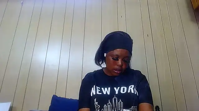 Snapshot of spicykittyy chatting on July 17, 2026, 9:38 am spicykittyy online show from July 17, 2026, 9:38 am