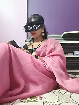 Snapshot of Night_Queen24 chatting on July 7, 2026, 3:49 pm Night Queen24 online show from July 7, 2026, 3:49 pm