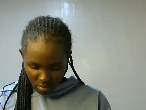 Snapshot of shypretty chatting on July 4, 2026, 6:03 pm shypretty online show from July 4, 2026, 6:03 pm