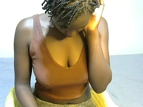 Snapshot of shypretty chatting on July 24, 2026, 7:23 pm shypretty online show from July 24, 2026, 7:23 pm