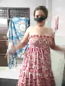 Snapshot of king_queen69 chatting on July 16, 2026, 5:41 pm king queen69 online show from July 16, 2026, 5:41 pm